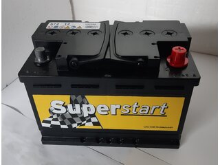 Autobaterie Superstart  12V / 72Ah  /  640A